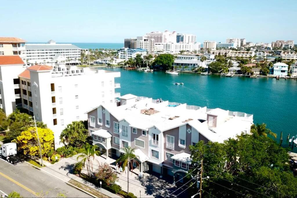 קלירווטר ביץ' Luxury And Spacious Waterside Getaway מראה חיצוני תמונה